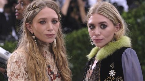 01/05/17 Mary Kate & Ashley Olsen attend the 2017 Met ...