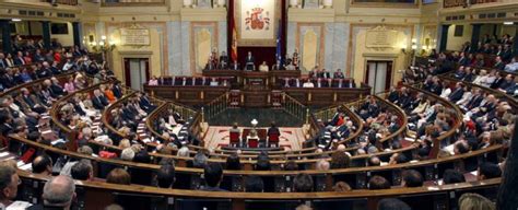 10 Características de la Monarquía Parlamentaria