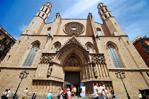 10 curiosidades de la Catedral del Mar