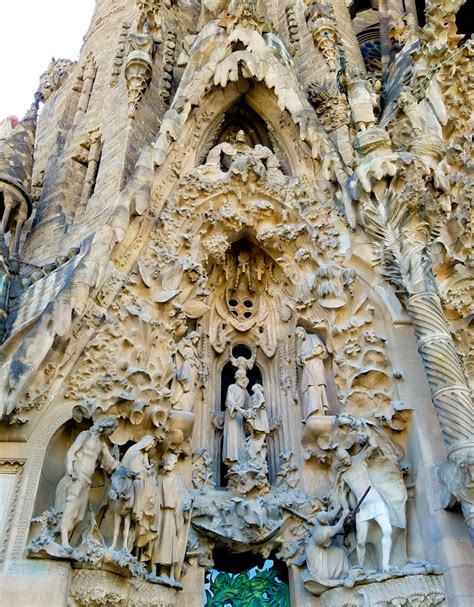 10 Facts About the Sagrada Familia   Curious Notions