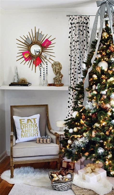 10 Modern Christmas Decorating Ideas | Artisan Crafted ...