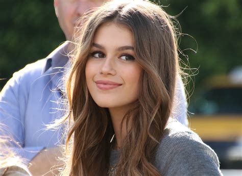 10 things to know about Kaia Gerber, Cindy Crawford s ...