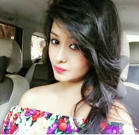 100+ Cute Lovely Girls Profile Picture DPs for WhatsApp ...