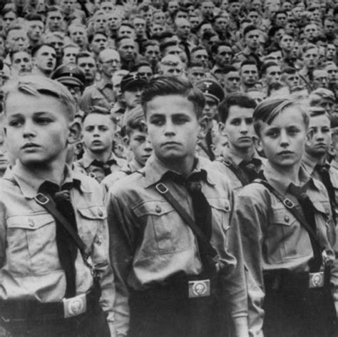 1000+ images about Hitler Youth BDM/HJ on Pinterest | Leni ...