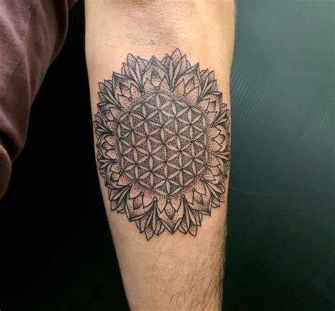 105+ Cool Flower of Life Tattoo Ideas – The Geometric ...