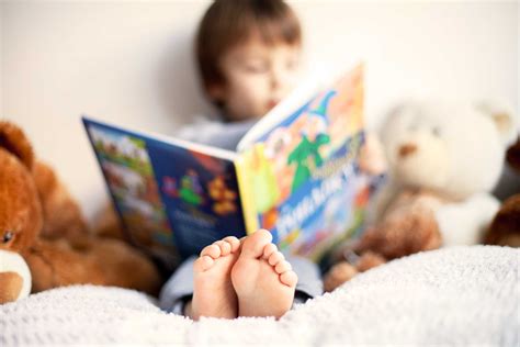 11 Reading Habits to Instill In Young Children | Reader s ...