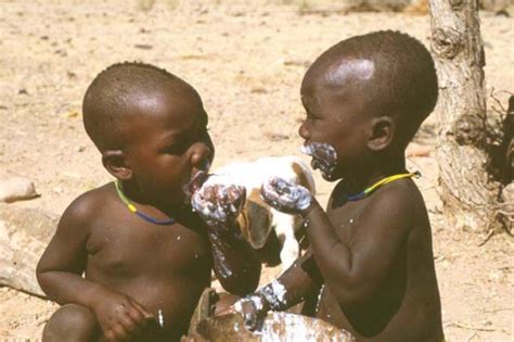 12.000 niños pierden la vida cada día en África, según ...