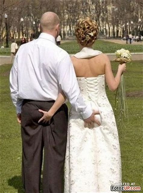 16 Funny Wedding Pictures