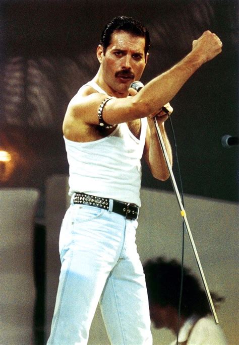 17 Best ideas about Freddie Mercury Teeth on Pinterest ...