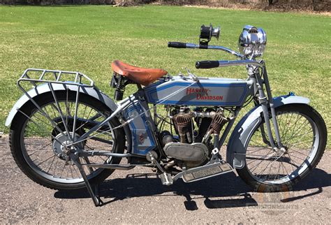 1914 Harley Davidson Twin Motorcycle Model 10 F   For Sale