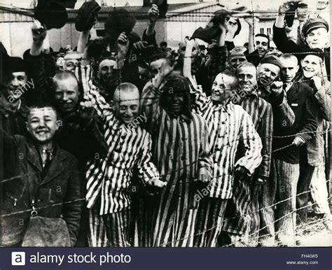 1941   Jewish people at Auschwitz. Auschwitz concentration ...
