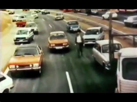 1976 Ahorre Energía   Crisis petróleo años 70   Mad Max ...