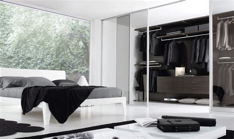 20 Beautiful Examples Of Bedrooms With Attached Wardrobes