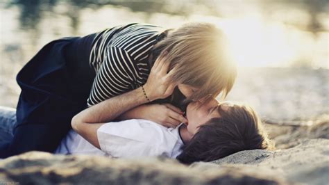 20 Types of Kisses And Their Meanings [Video + Pics ...