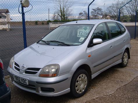 2002 Nissan Almera tino – pictures, information and specs ...