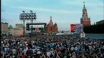2003 Paul McCartney live in Red Square   YouTube