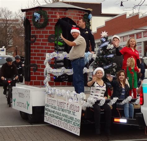 2012: Great Entries In the annual Christmas Parade in ...