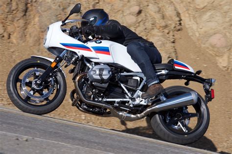 2017 BMW R nineT Racer Review | 14 Fast Facts