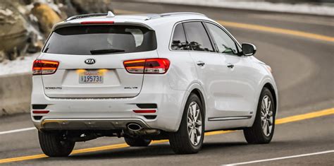 2017 Kia Sorento adds safety features, Apple CarPlay and ...