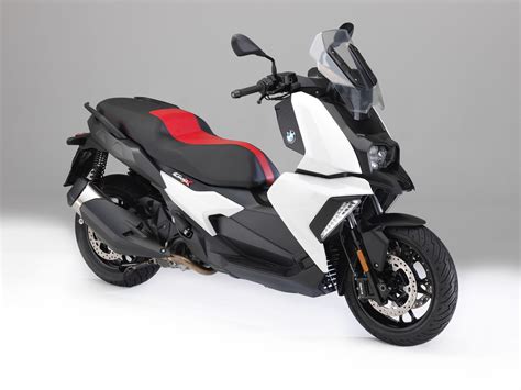 2018 BMW C 400 X Scooter First Look | 10 Fast Facts