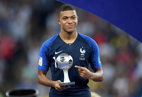 2018 FIFA World Cup Russia™   Players   Kylian MBAPPE ...