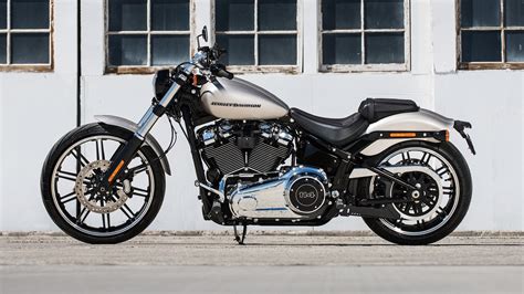 2018 Harley Davidson Breakout Review   Top Speed