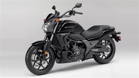 2018 Honda CTX700 DCT Review of Specs / Features ...