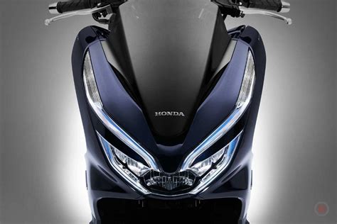 2018 Honda PCX Hybride en PCX Electric motorscooters ...