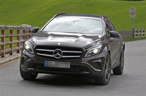 2018 Mercedes Benz GLB crossover   first spy shots | Autocar