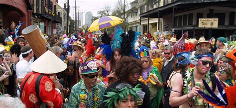 2018 New Orleans Mardi Gras Parade Schedule | WhereTraveler