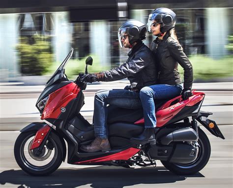 2018 Yamaha X Max 125 scooter released in Europe Image 709943