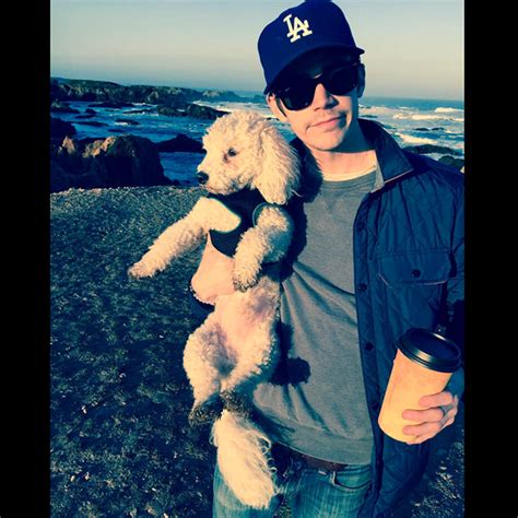 23 Celebrities Who Are Major Dog Lovers