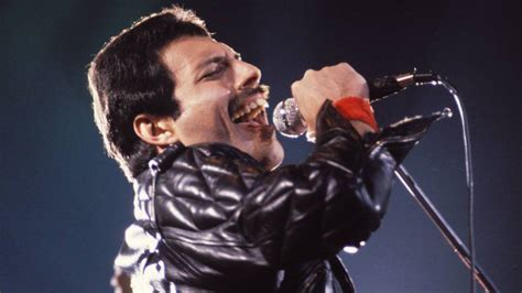 25 años de la muerte de Freddie Mercury: así fueron sus ...