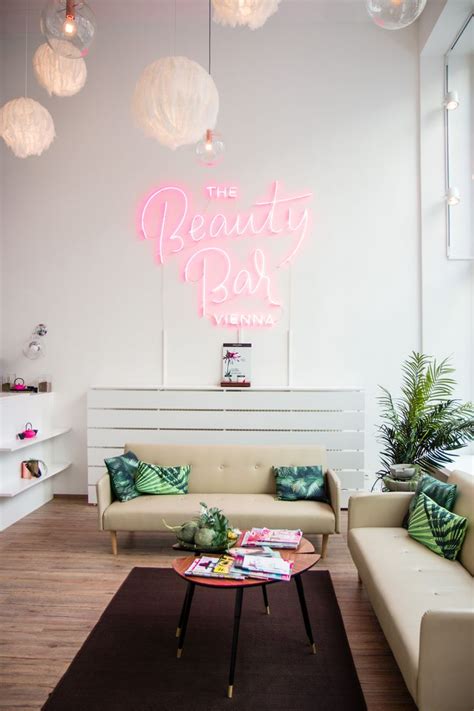 25+ best ideas about Salons Decor on Pinterest | Beauty ...