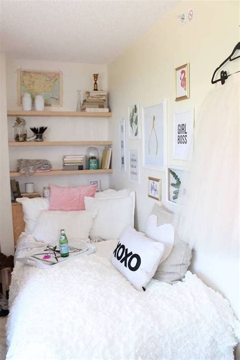 25+ Best Ideas about Small Teen Bedrooms on Pinterest ...
