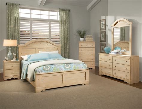 270 Kith Perdido Light Pine Bedroom Set | Bedroom ...
