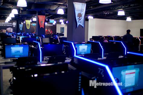 2nd Alienware Cyber Café Opens At Lucky Chinatown ...