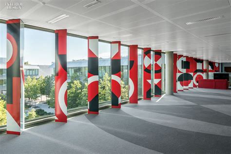 2x4 Designs Graphics for Banco Santander HQ in Madrid