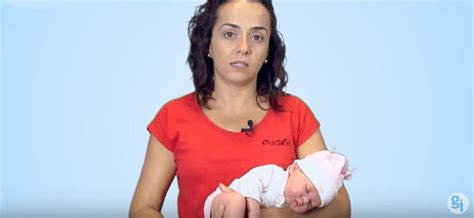 3 posturas para sacar los gases al bebé