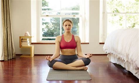 3 rutinas de Yoga para hacer en casa en poco tiempo