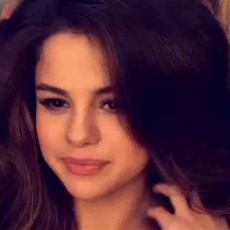 3 Year Old Posing Like Selena Gomez | POPSUGAR Latina