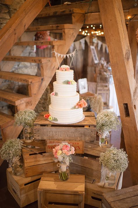 30 Inspirational Rustic Barn Wedding Ideas | Tulle ...