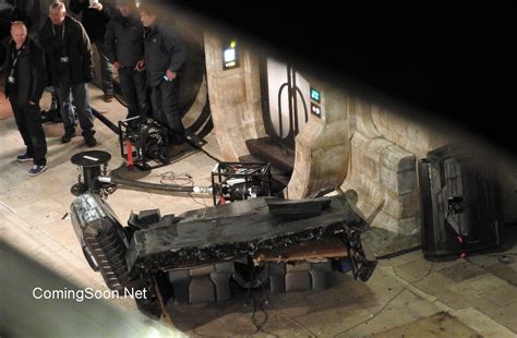 30 Photos from the Star Wars: Episode VIII Set