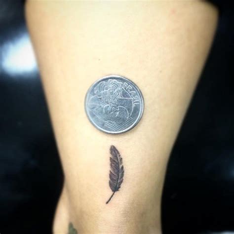 32 Small Feather Tattoo That Will Make You Want To Get ...