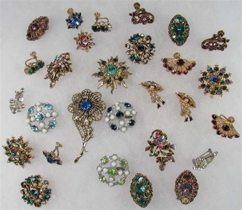34 Most Beautiful Antique Costume Jewelry Brooches ...