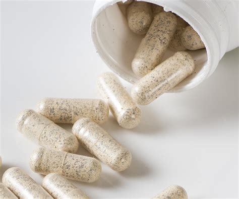 4 Morning Supplements Nutritionists Swear By To Get A Flat ...
