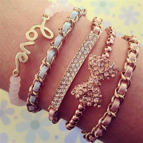 40 Cute Bracelet Ideas For Girls | http://fashion.ekstrax ...
