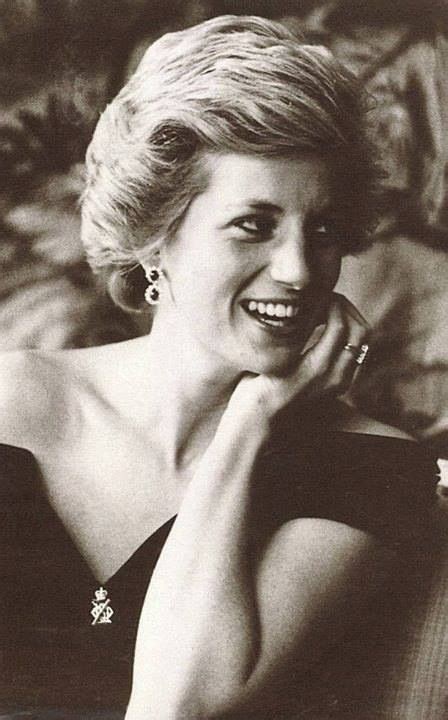4597 best The Princess Of Wales Diana images on Pinterest ...
