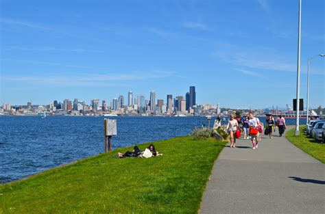 5 Items for Your Seattle Spring Bucket List | Her Campus