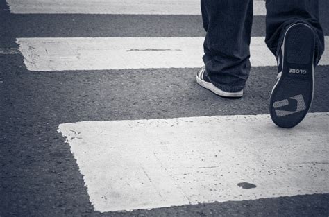 5 reglas para protegerse de los peatones imprudentes ...